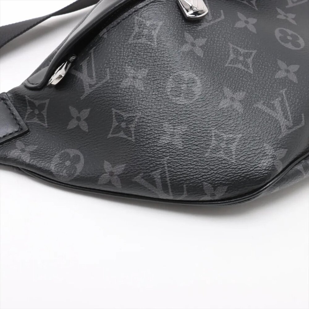 👜 Louis Vuitton Monogram Eclipse Discovery Bum Bag Black M44336 - Picture 4 of 9